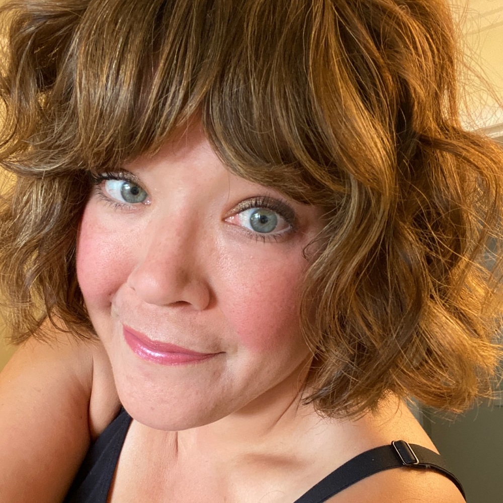 Meet your Posher, Marianne